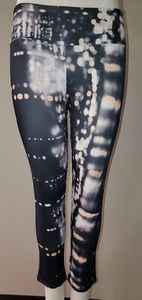 Onzie Tuxedo capri #246 size M/L